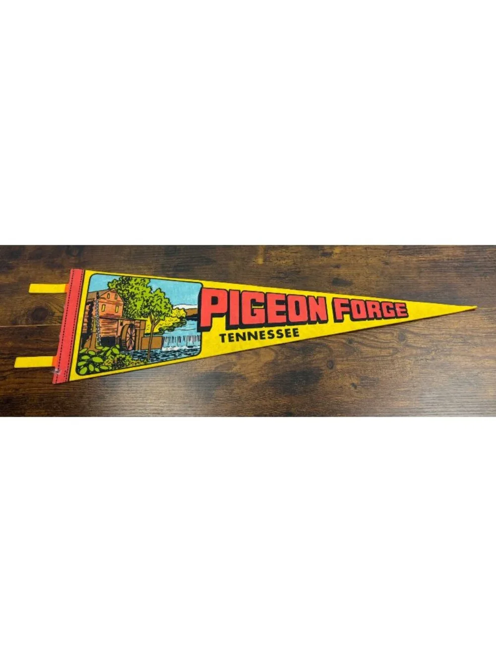Vintage Pigeon Forge Tennessee Felt Pennant Souvenir 25 inches